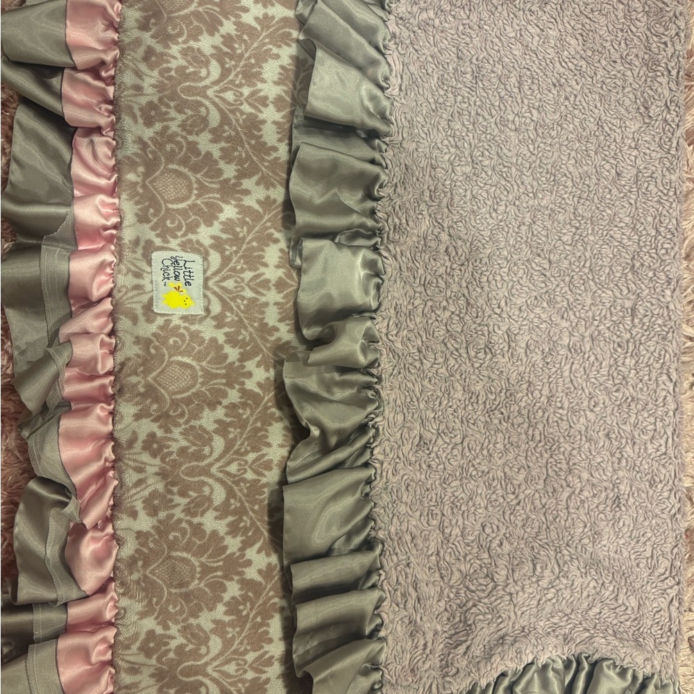 Bellini - yellow little chick bedding set, bed skirt, bumpers, blanket